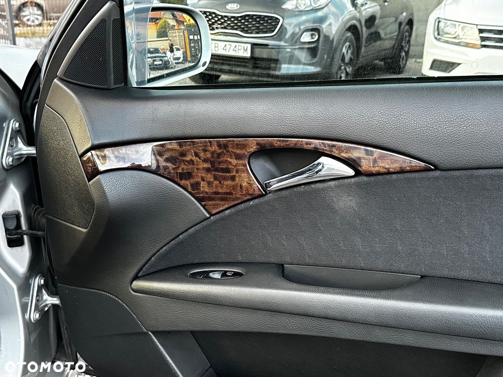 Mercedes-Benz Klasa E 220 CDI Automatik Classic - 16