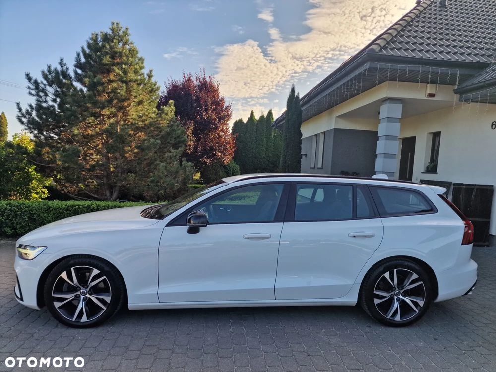 Volvo V60 B4 D Plus Dark - 30