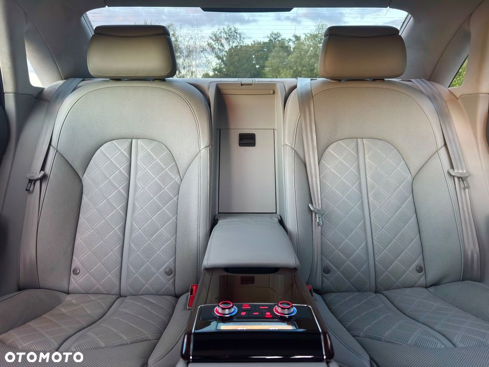 Audi A8 3.0 TFSI L Quattro - 34