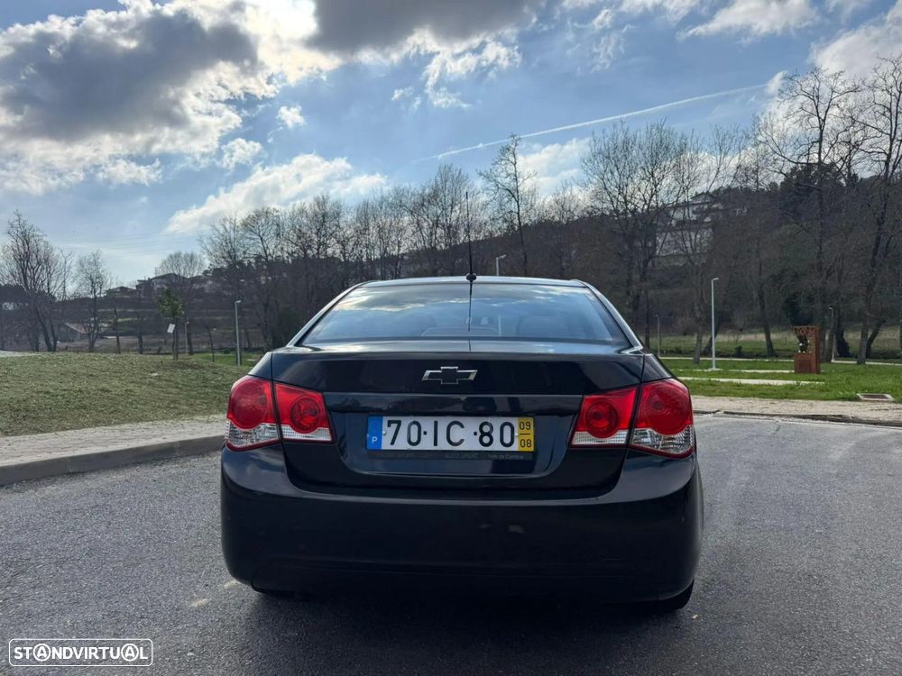 Chevrolet Cruze - 16