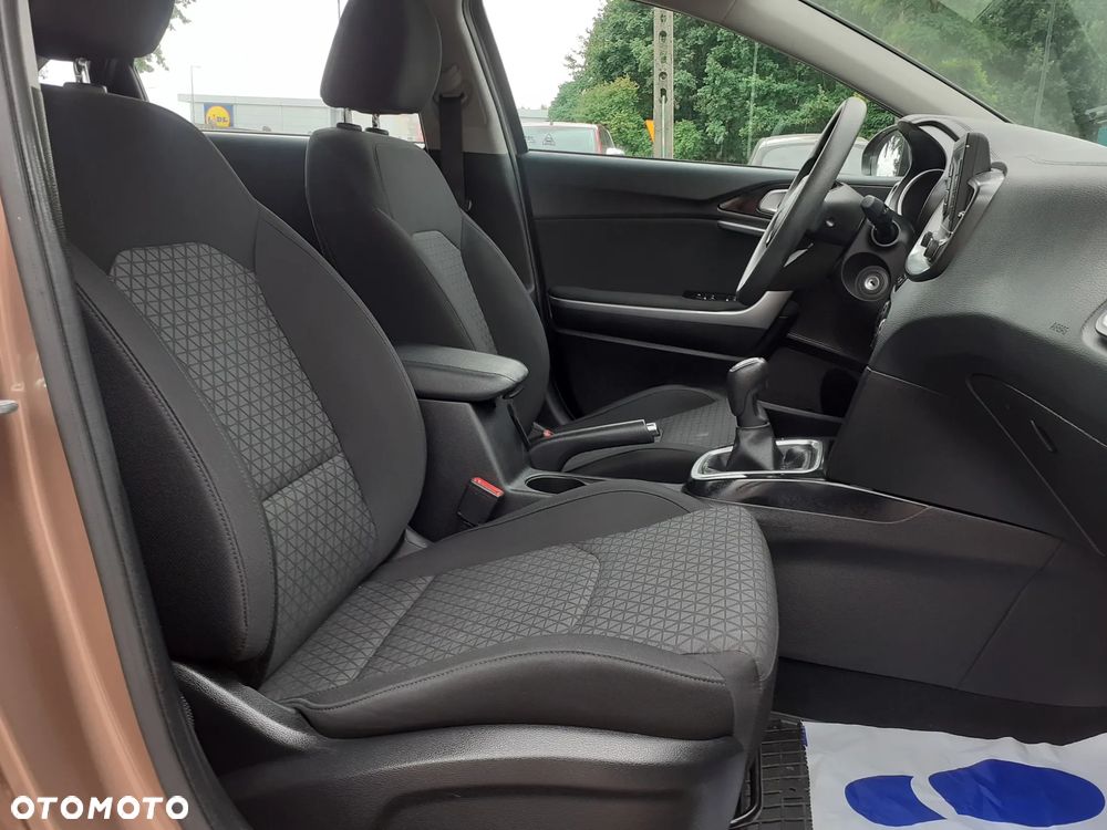 Kia Ceed - 17