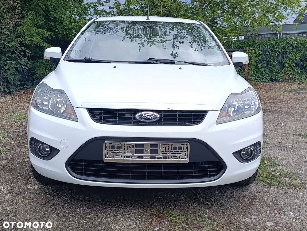 Ford Focus 1.6 Trend - 22