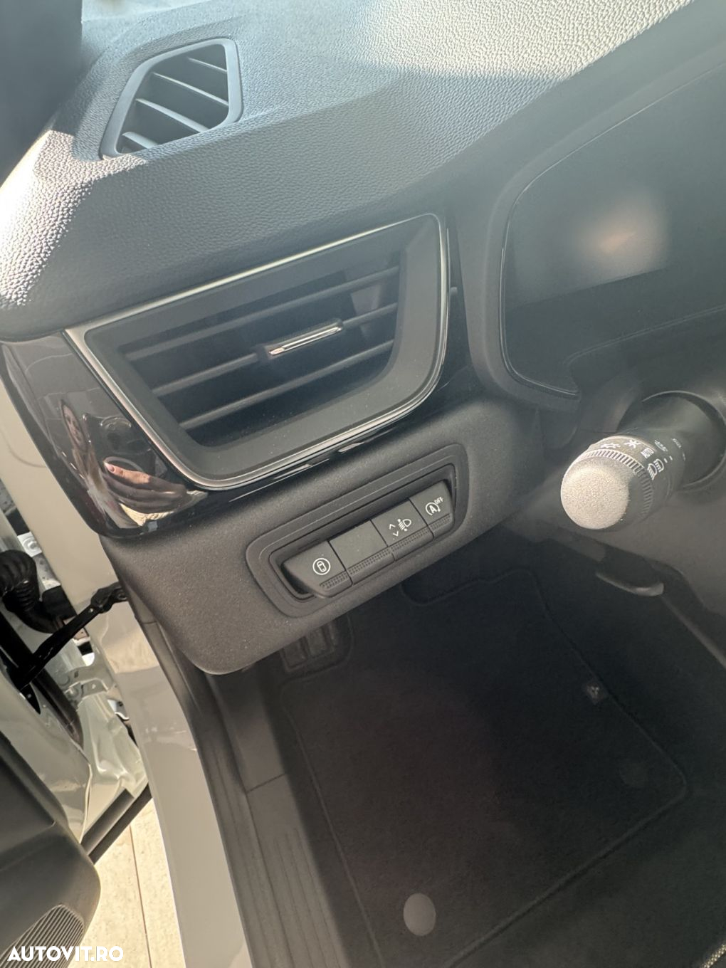 Mitsubishi ASX - 12