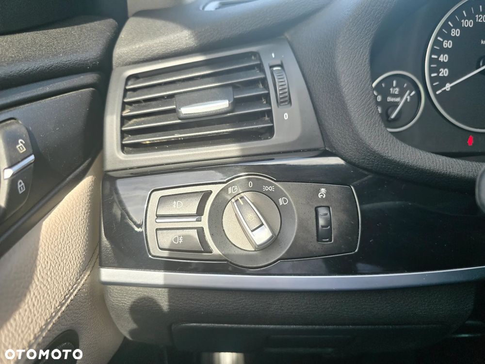 BMW X3 xDrive20d - 25