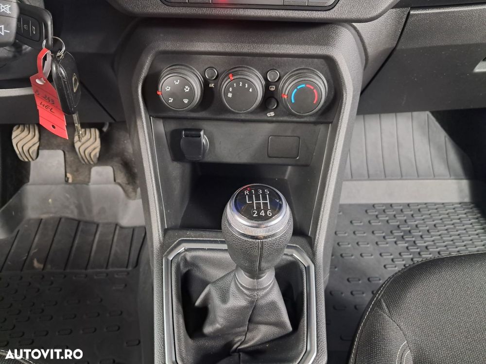 Dacia Jogger - 17