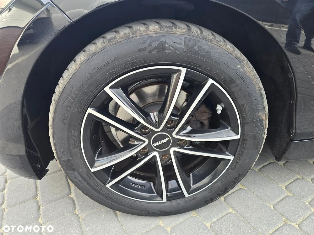 BMW Seria 1 116i Edition Metropolitan - 15