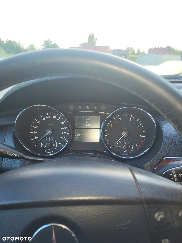 Mercedes-Benz Klasa R 500 4Matic 7G-TRONIC - 4