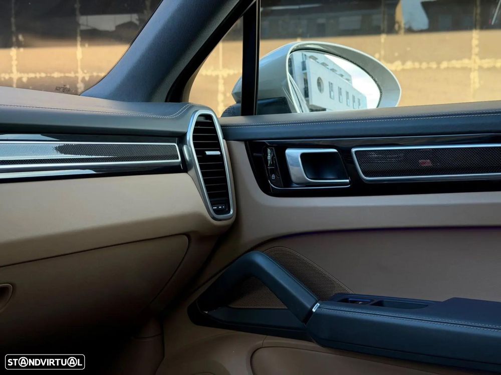 Porsche Cayenne Coupé - 23