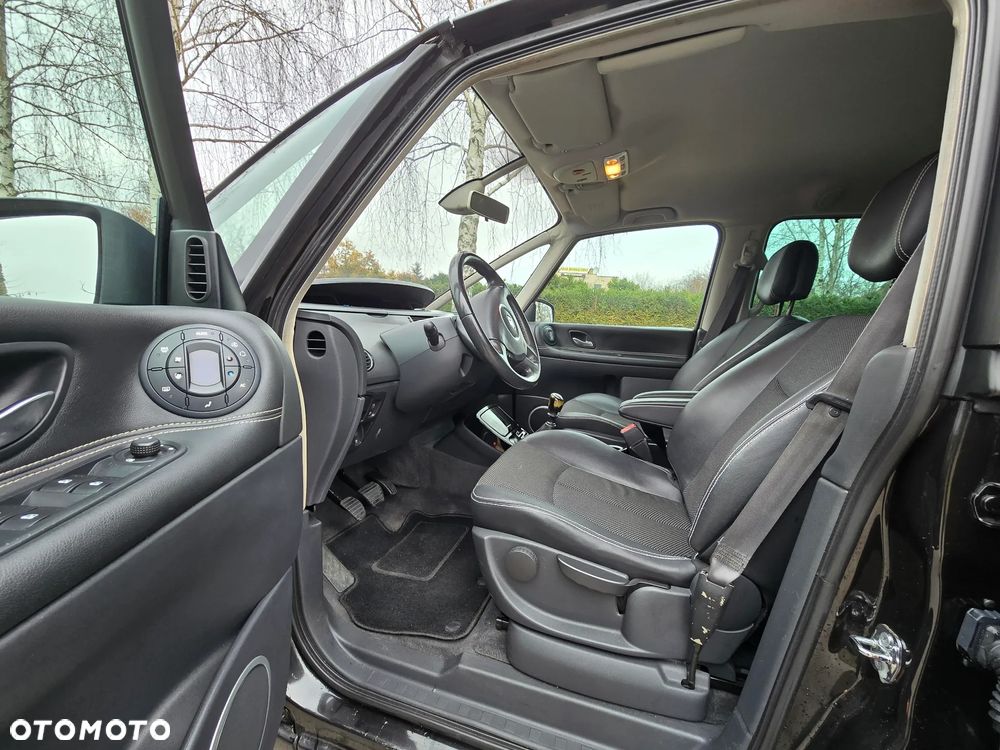 Renault Espace 2.0 dCi Authentique - 23