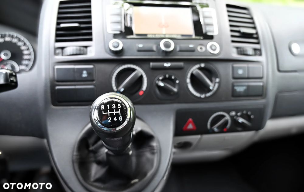 Volkswagen Transporter - 34