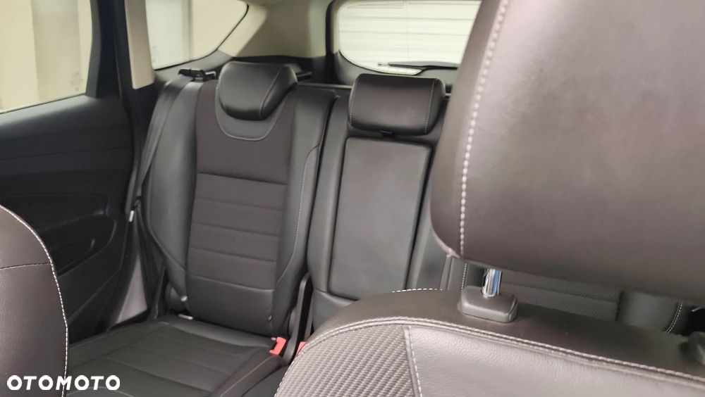 Ford Kuga 2.0 TDCi 4WD Titanium Plus - 33