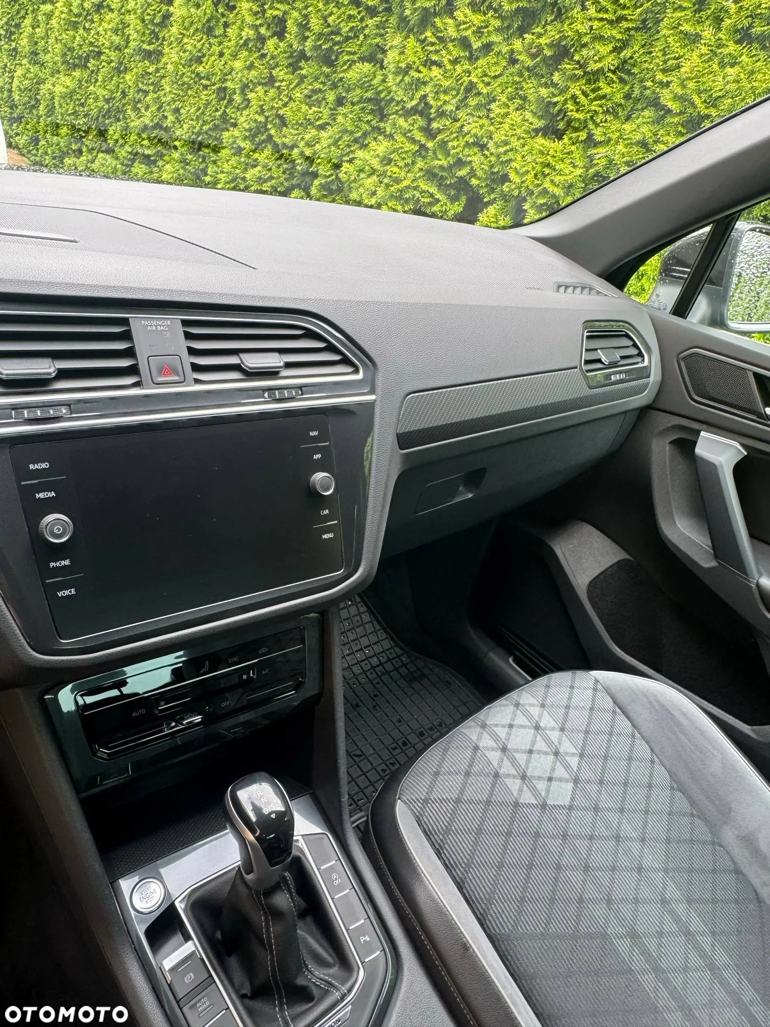 Volkswagen Tiguan 2.0 TDI SCR 4Mot R-Line DSG - 28
