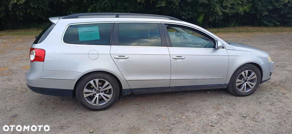 Volkswagen Passat 2.0 TDI Comfortline - 5