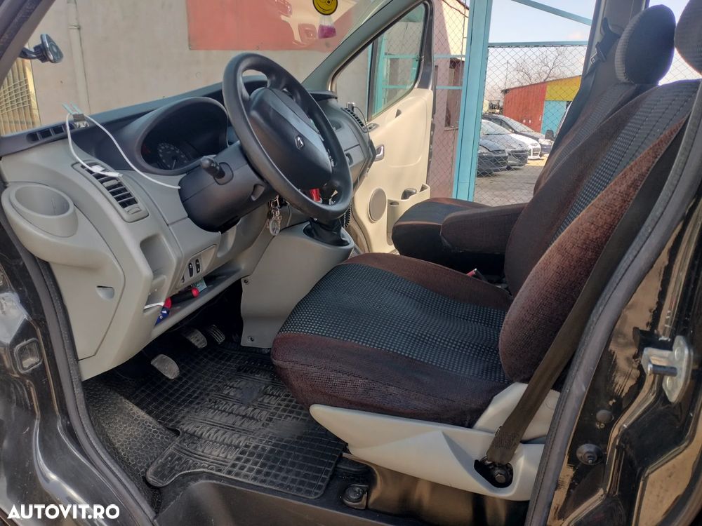 Renault Trafic Passenger L1H1 Authentique - 13