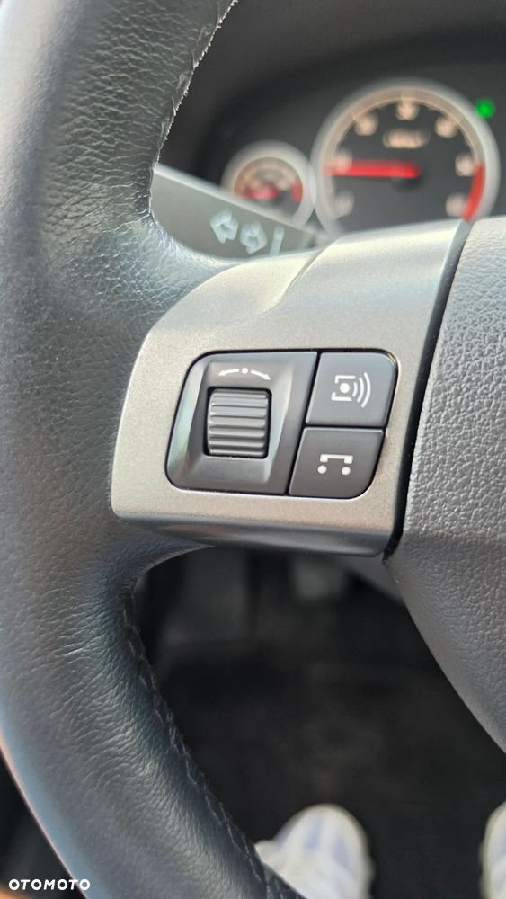 Opel Vectra 1.9 CDTI Cosmo - 17