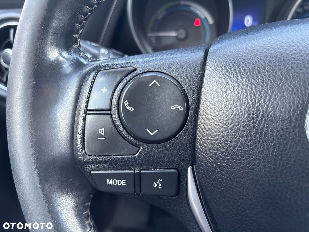 Toyota Auris - 27