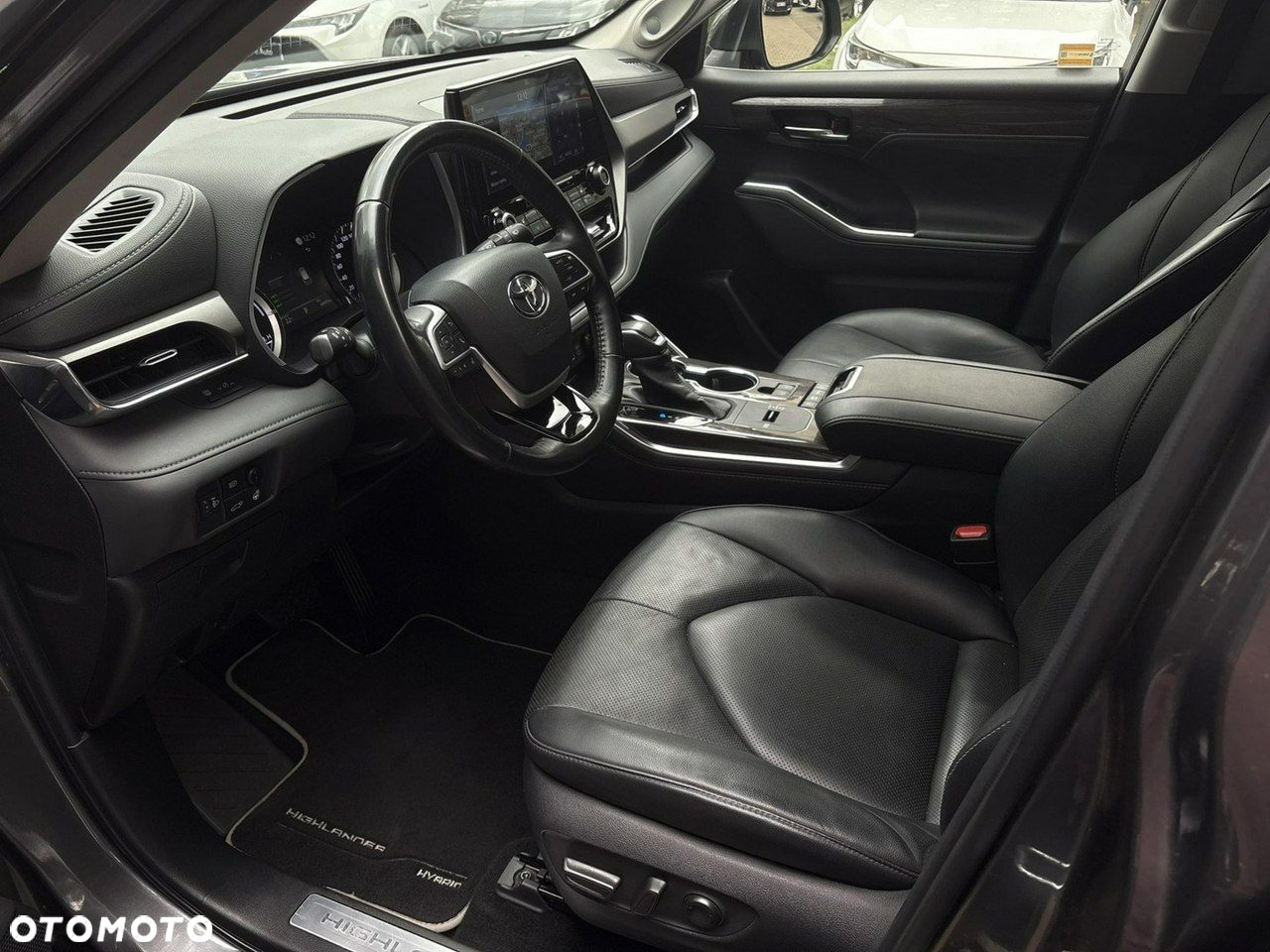 Toyota Highlander - 12