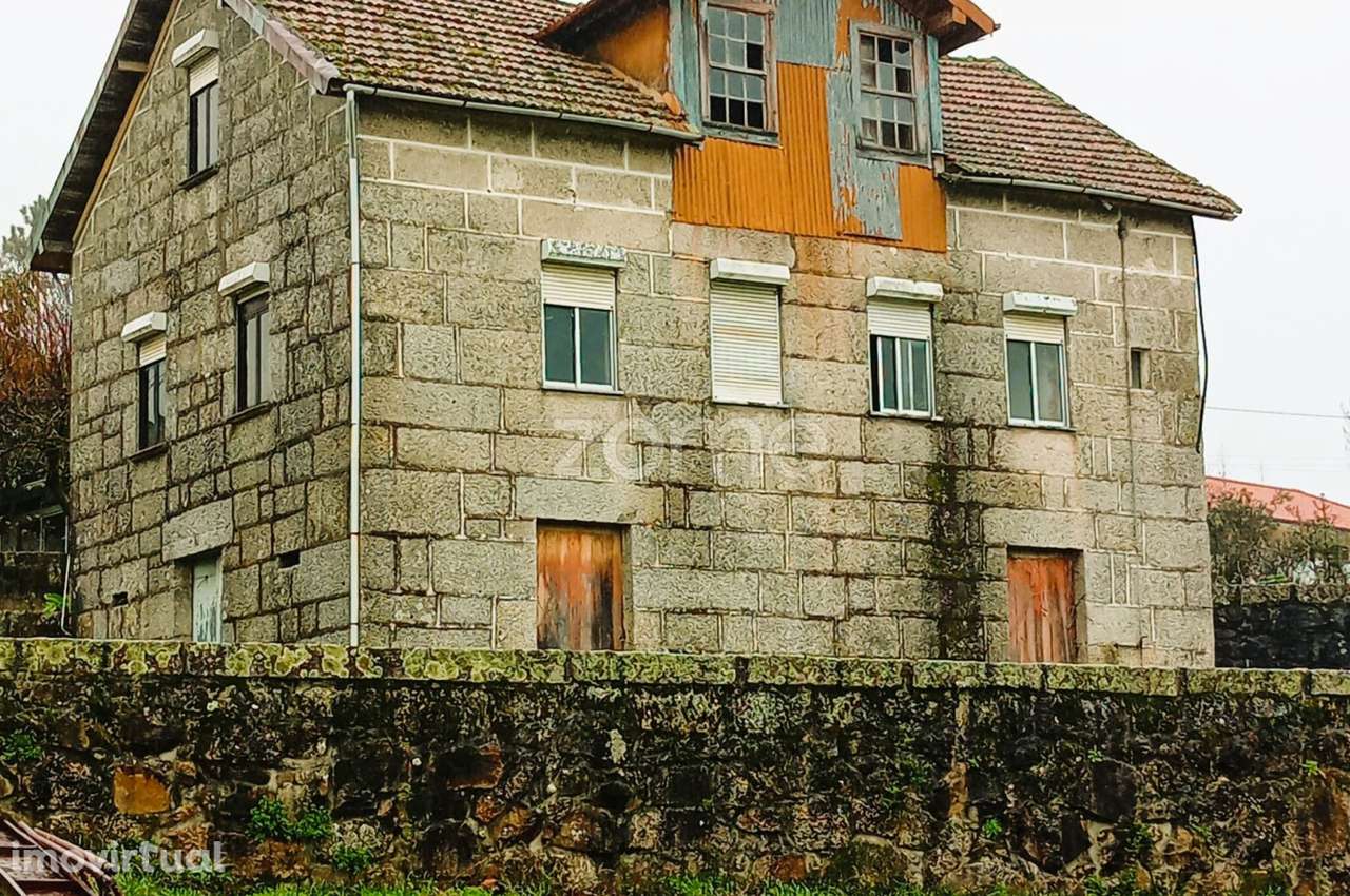 Moradia Tradicional em Pedra | Terreno 1746 m² | Castro Daire - Grande imagem: 5/20
