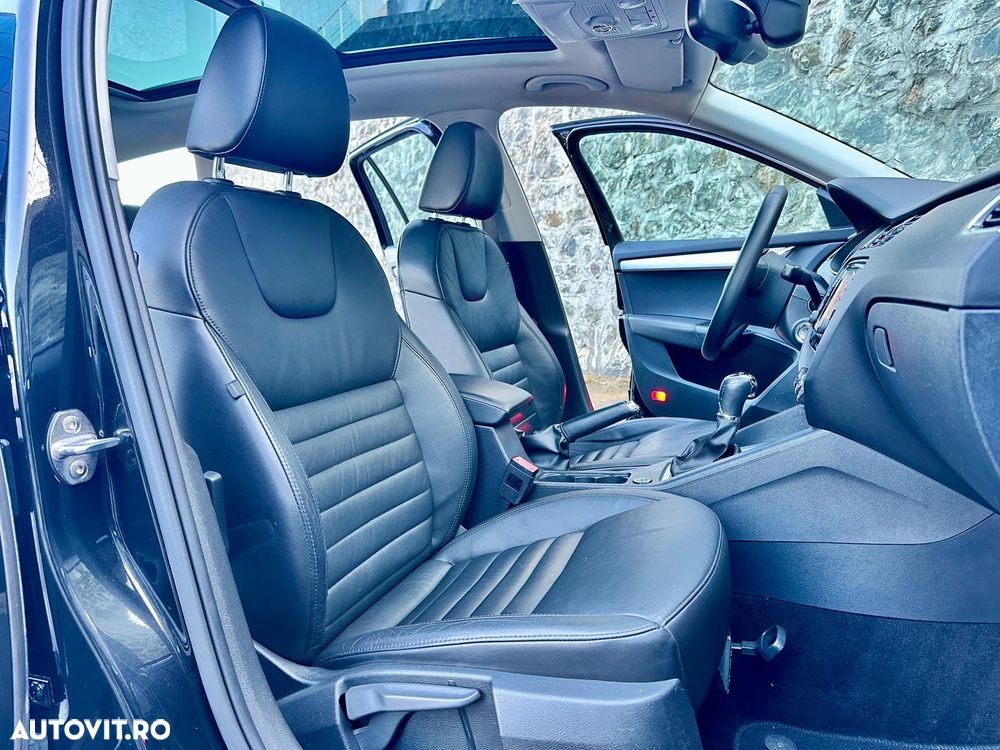 Skoda Octavia 1.6 TDI (Green tec) DSG Style - 19