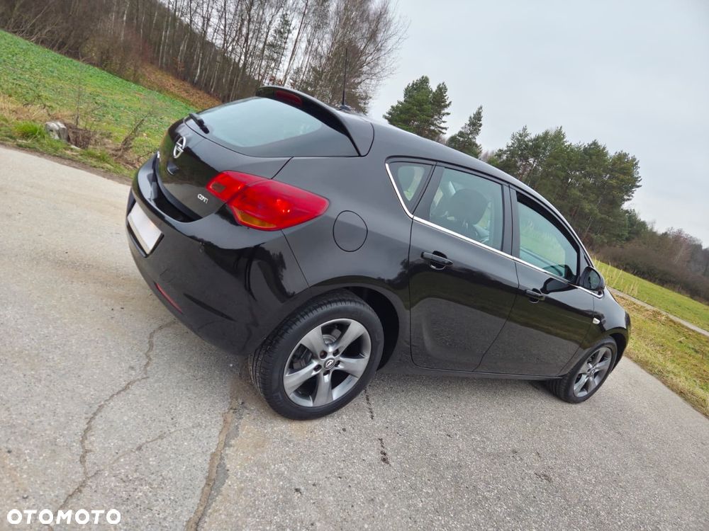 Opel Astra 1.7 CDTI Enjoy - 5