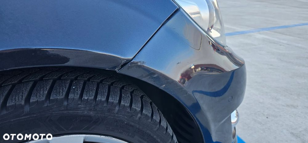 Mercedes-Benz Klasa C 250 CDI DPF 4Matic (BlueEFFICIENCY) 7G-TRONIC Avantgarde - 22