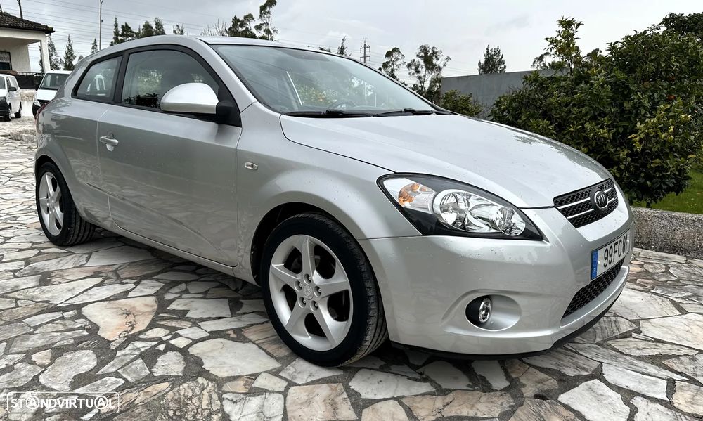 Kia Ceed S Coupé 1.6 CRDi TX - 12