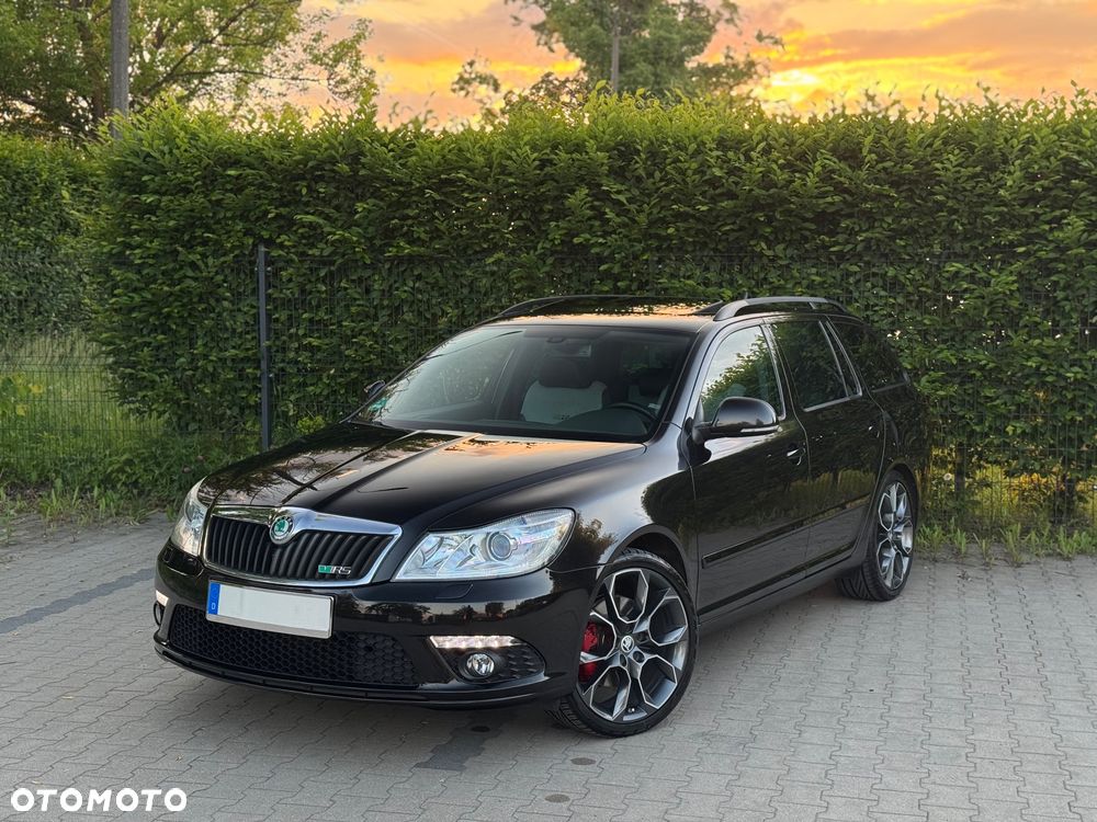 Skoda Octavia 2.0 TDI CR DPF DSG RS - 37