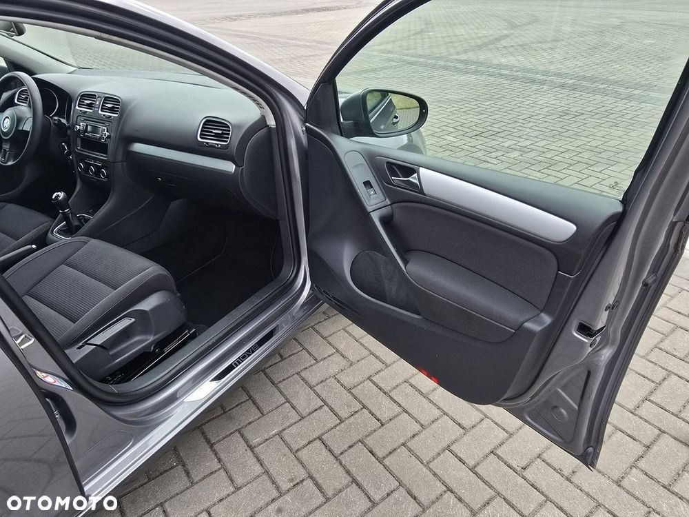Volkswagen Golf - 21