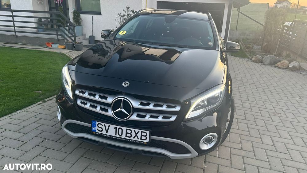 Mercedes-Benz GLA - 2