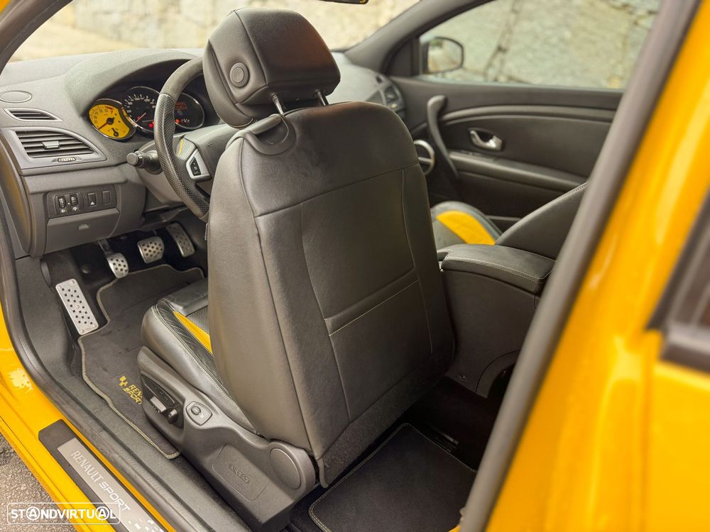 Renault Mégane Coupe 2.0 T 16V RS - 28