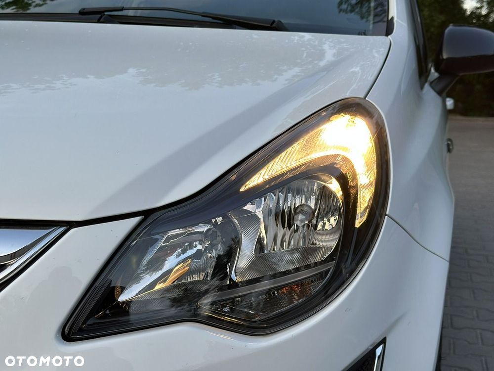 Opel Corsa - 36