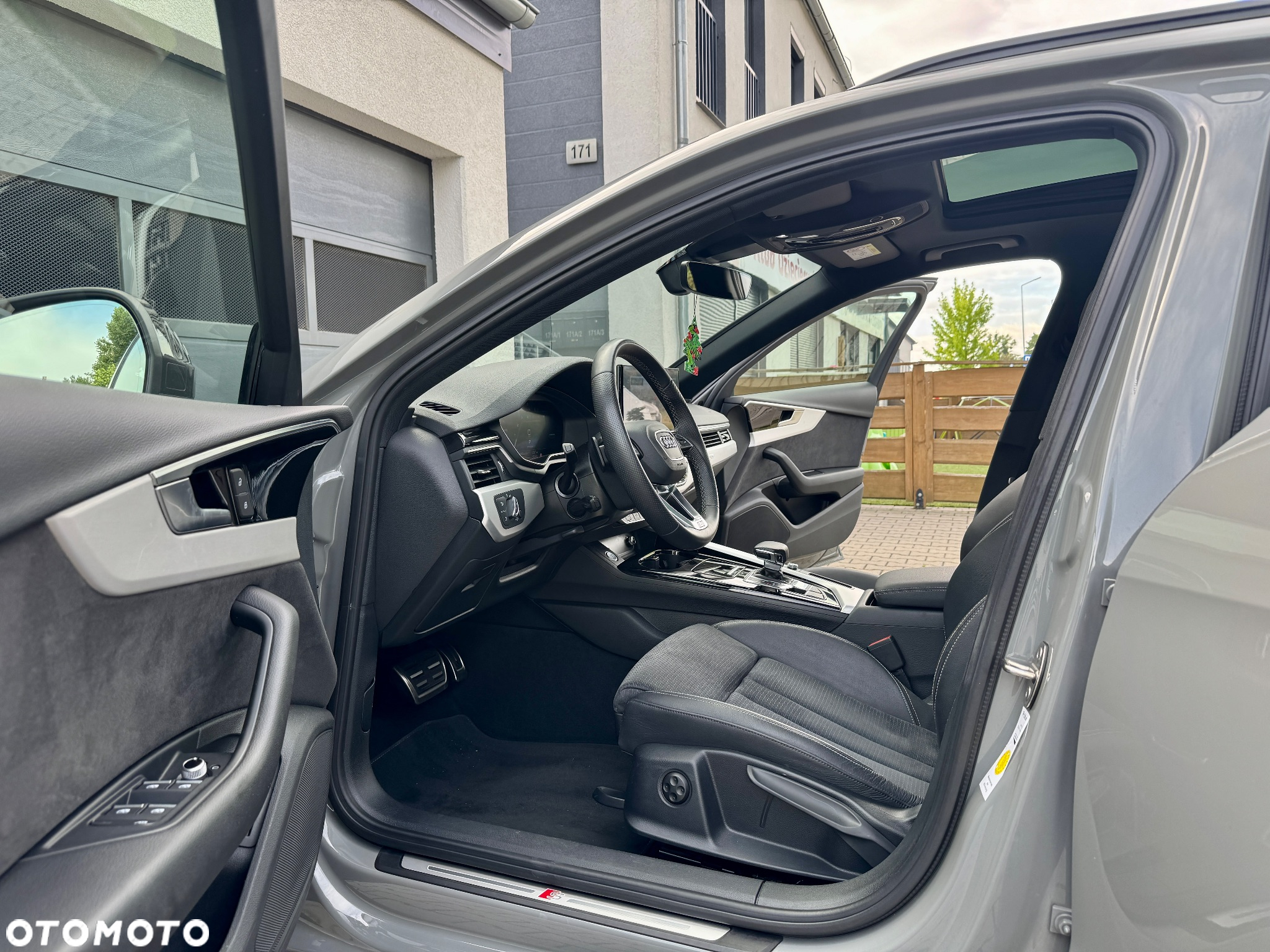 Audi A4 Avant 40 TDI quattro S tronic S line - 20