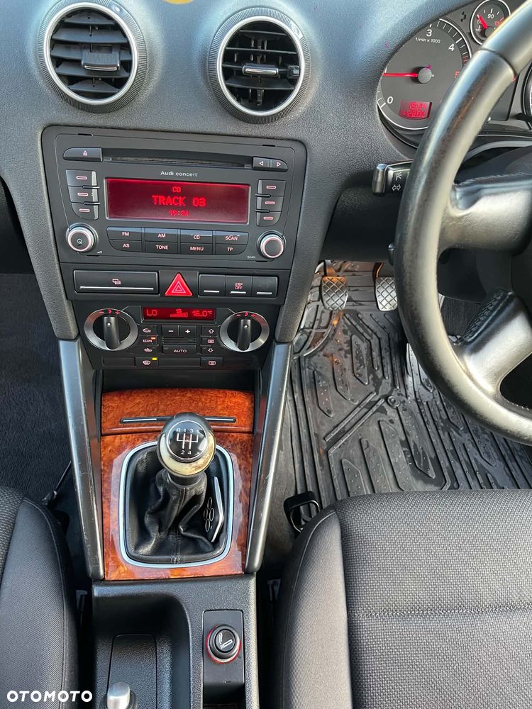 Audi A3 Sportback 1.9 TDI DPF Ambiente - 18
