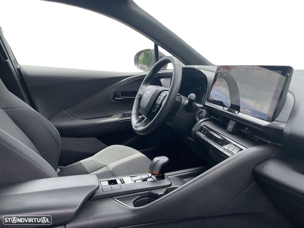 Toyota C-HR - 9