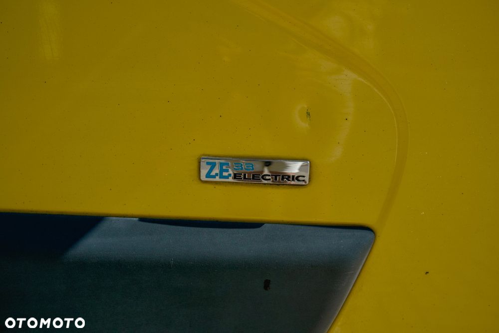 Renault E-Master - 27
