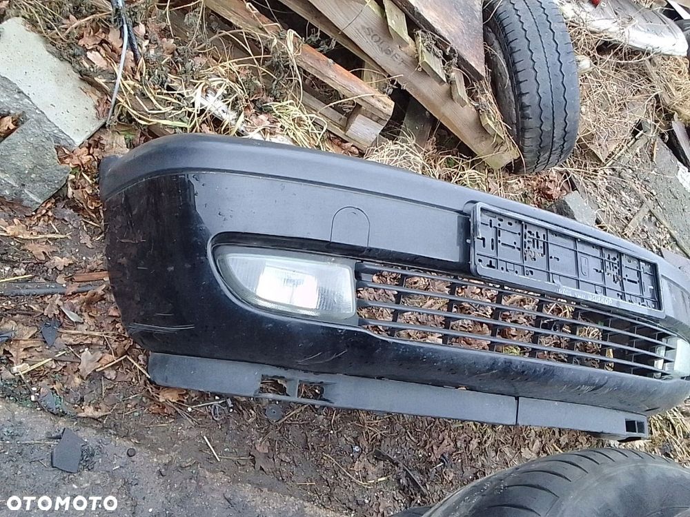 OPEL ZAFIRA A ZDERZAK PRZEDNI granatowy - 2