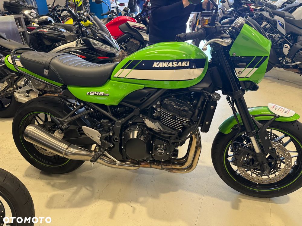 Kawasaki Z 900 RS - 30