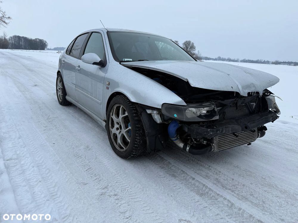 Seat Leon 1.8T Cupra R - 10