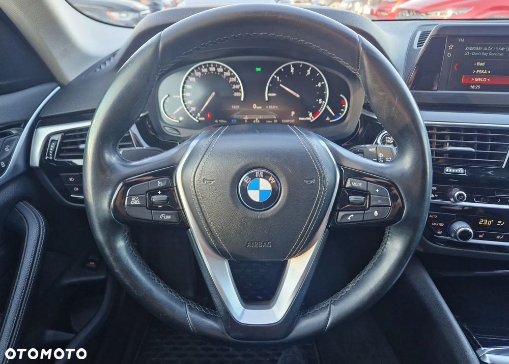 BMW Seria 5 520d - 15