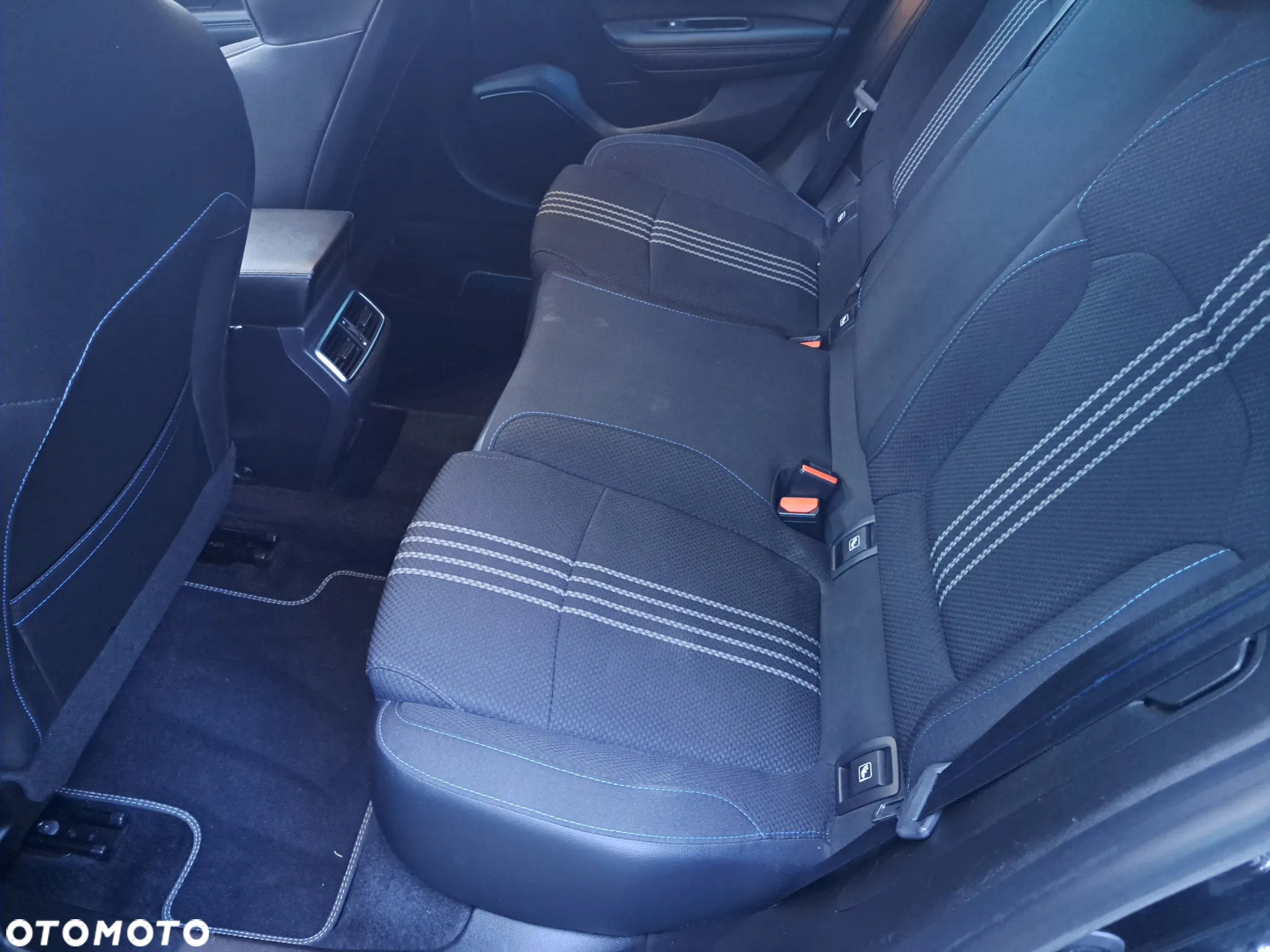 Renault Megane Grandtour ENERGY dCi 165 EDC GT LINE - 20