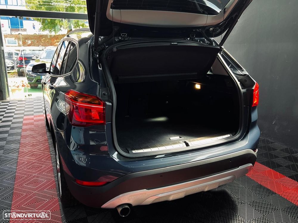 BMW X1 16 d sDrive Advantage - 28