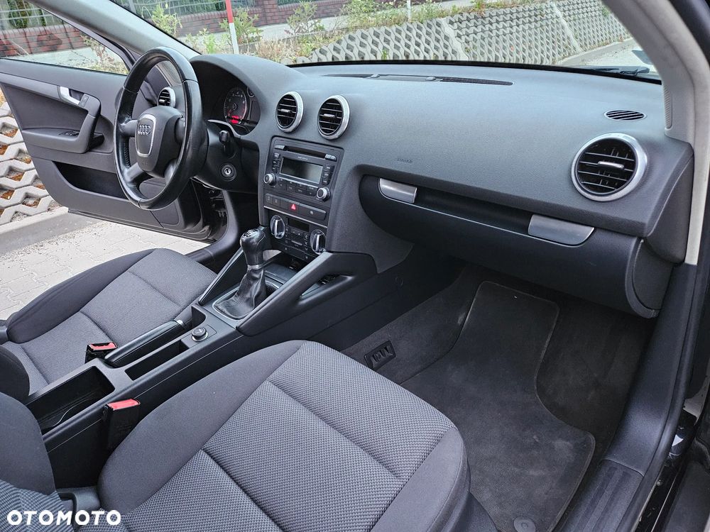 Audi A3 Sportback - 18