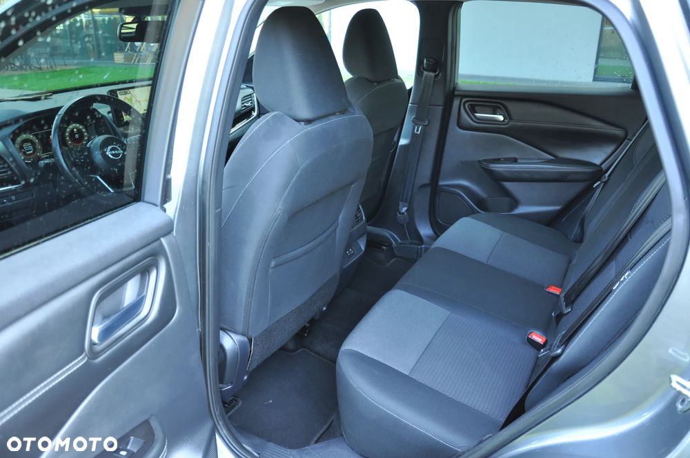 Nissan Qashqai 1.3 DIG-T mHEV N-Connecta Xtronic - 18