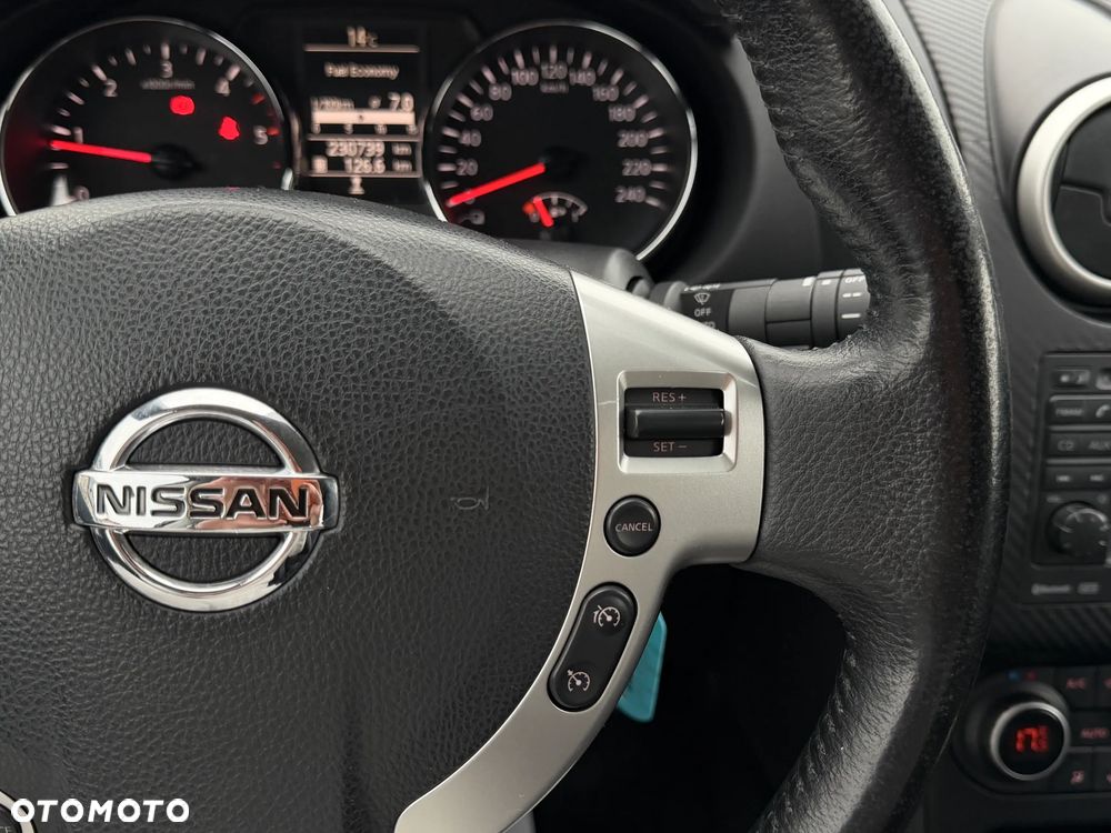 Nissan Qashqai+2 - 24