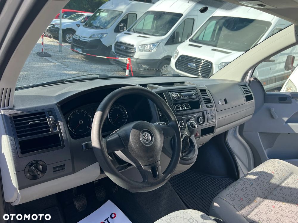 Volkswagen Transporter Furgon Long L2H1 T5 FL 4x4 4Motion 2.0 TDI 140KM Salon PL HAK FV23% - 12