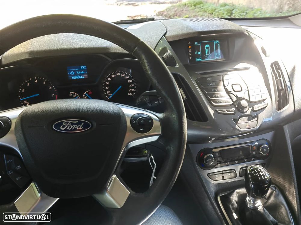 Ford Tourneo Connect 1.0 EcoBoost S&S Titanium - 6