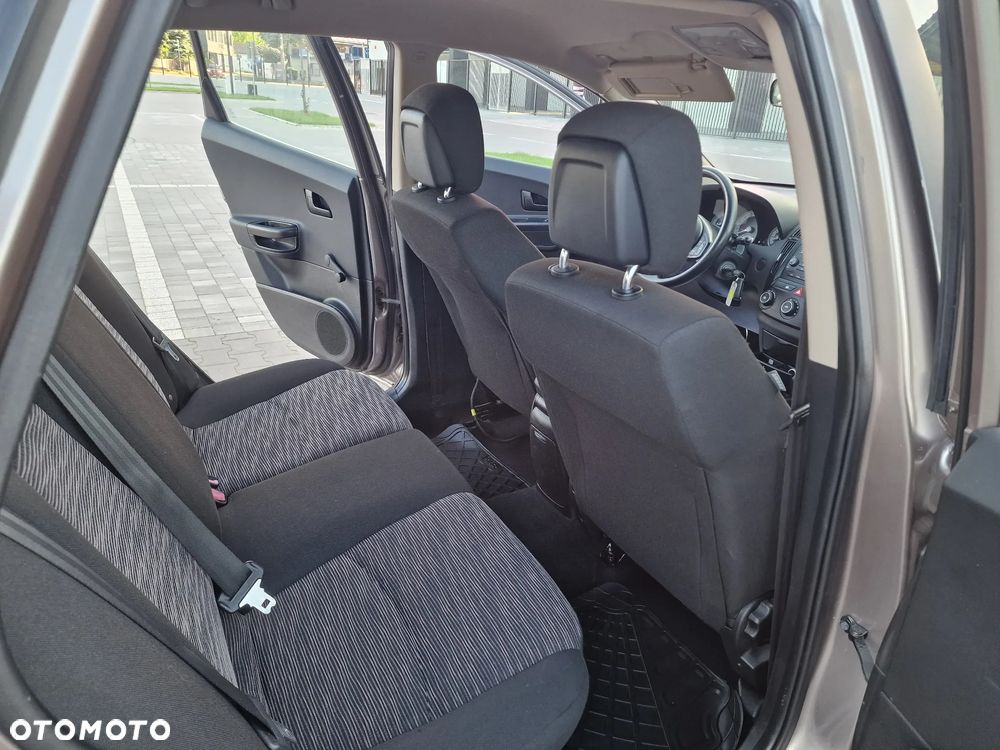 Kia Ceed - 22