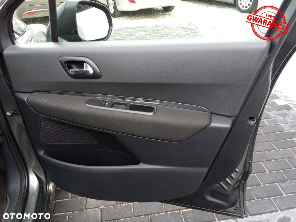 Peugeot 3008 120 VTi Premium - 35