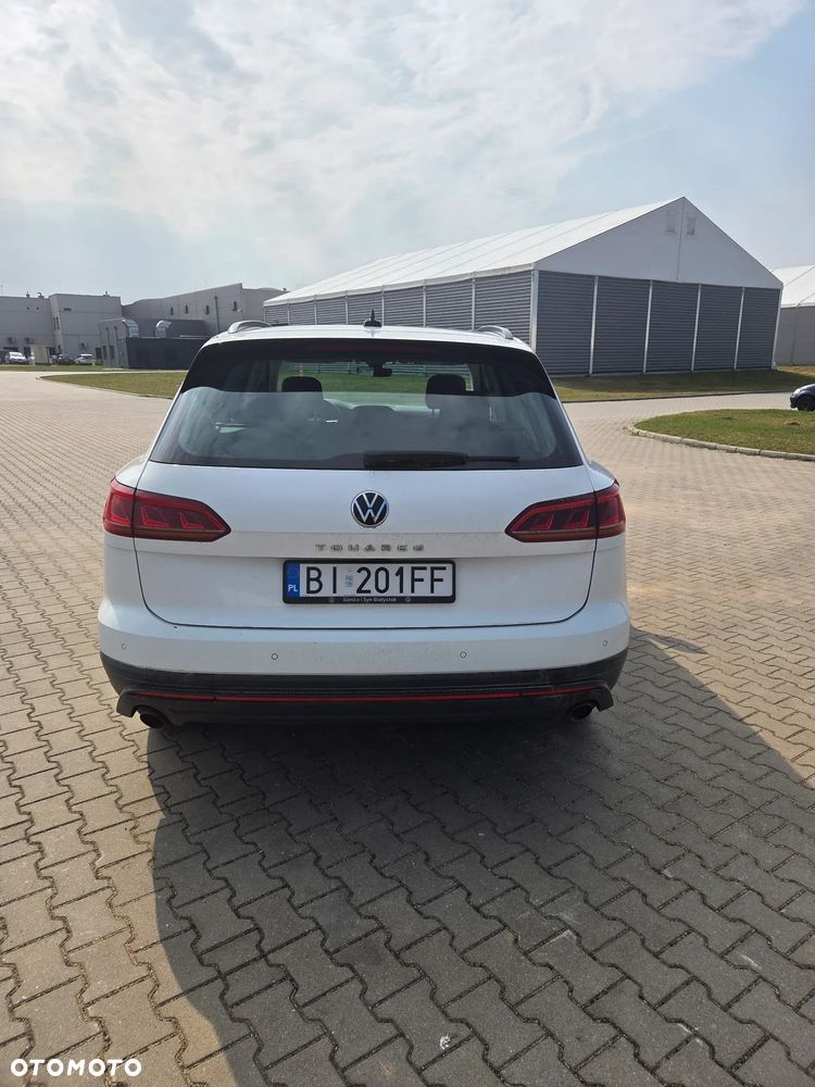 Volkswagen Touareg 3.0 V6 TDI SCR 4Mot - 3