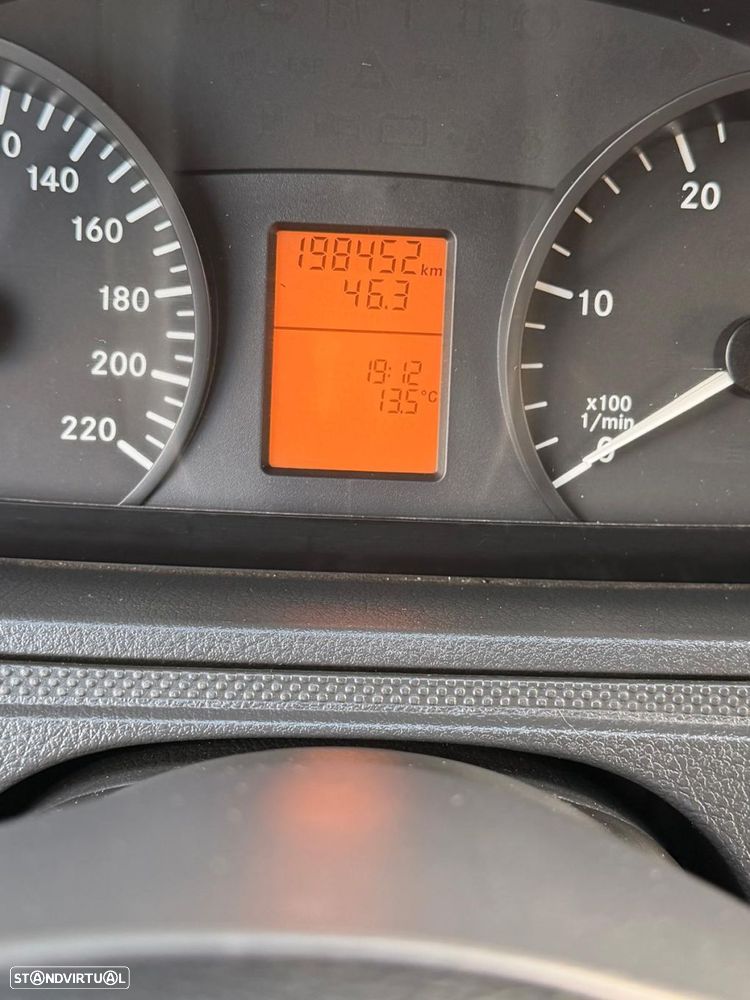 Mercedes-Benz Vito 5 lugares Mixto - 15